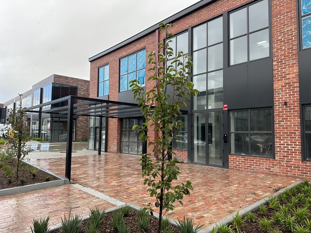 Belrose North_Facade_01